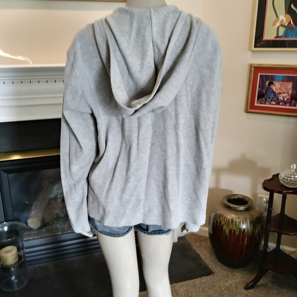 Winnie the Pooh Hooded Jacket. XL Disney !! - Picture 3 of 5